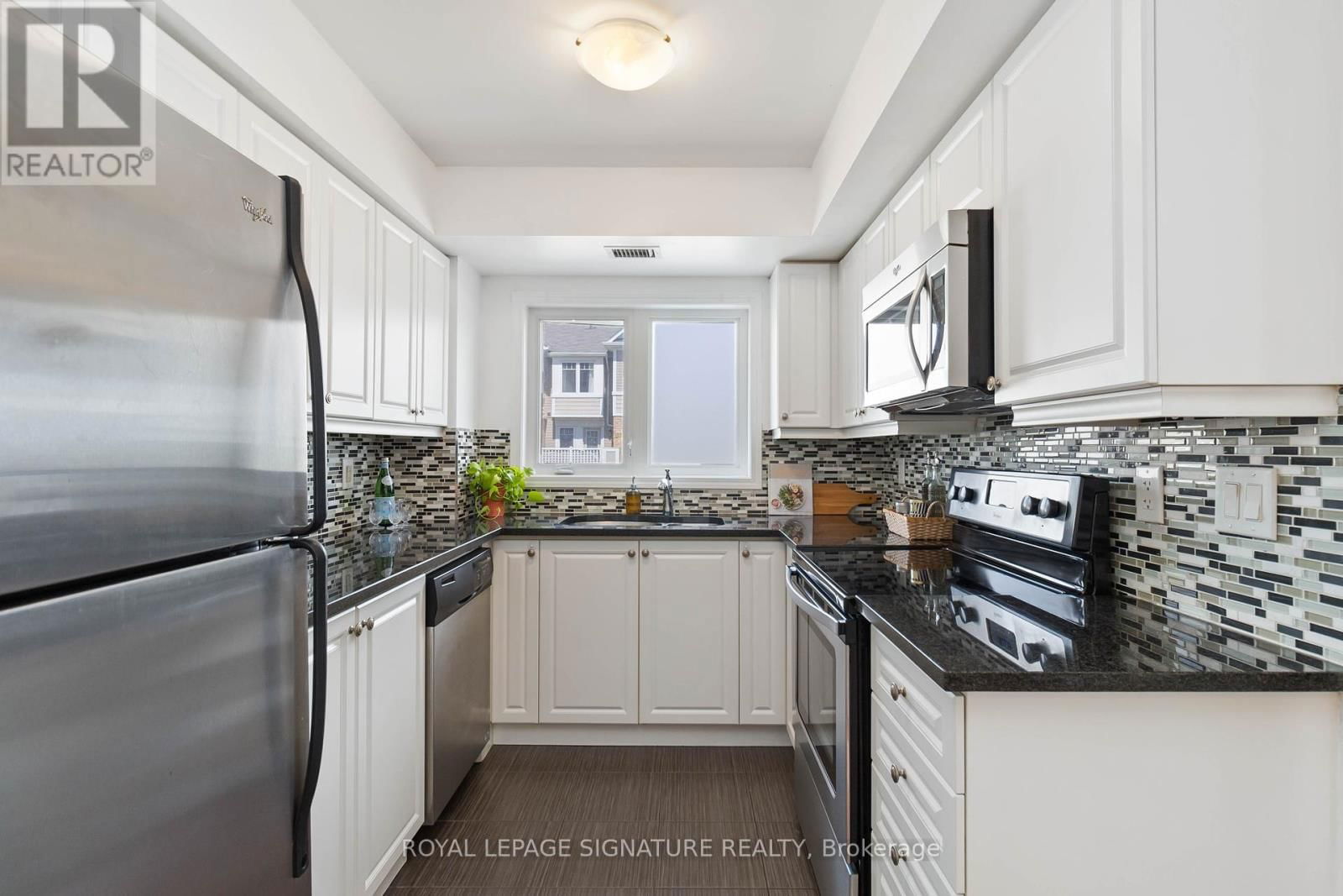 203 - 1005 NADALIN HEIGHTS Image 8
