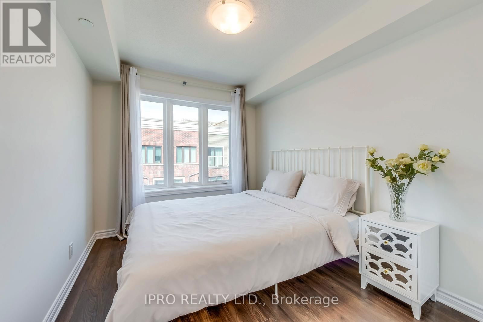 11 - 100 LONG BRANCH AVENUE Image 31