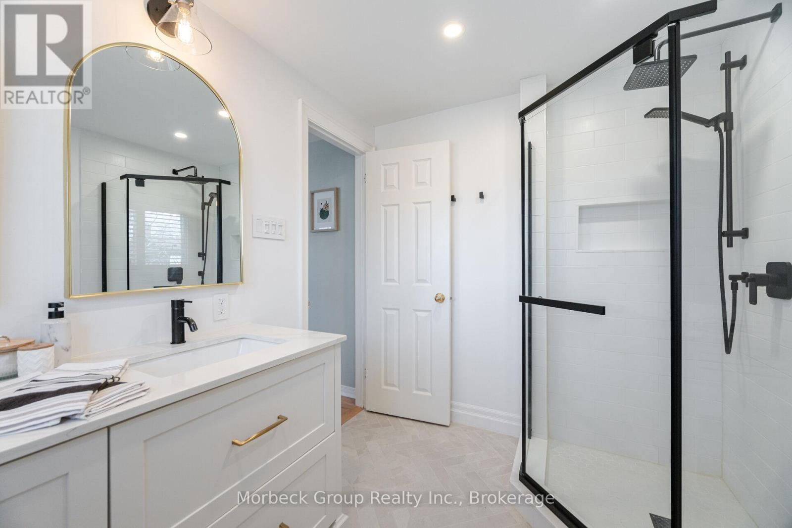 419 SUNSET DRIVE Image 24