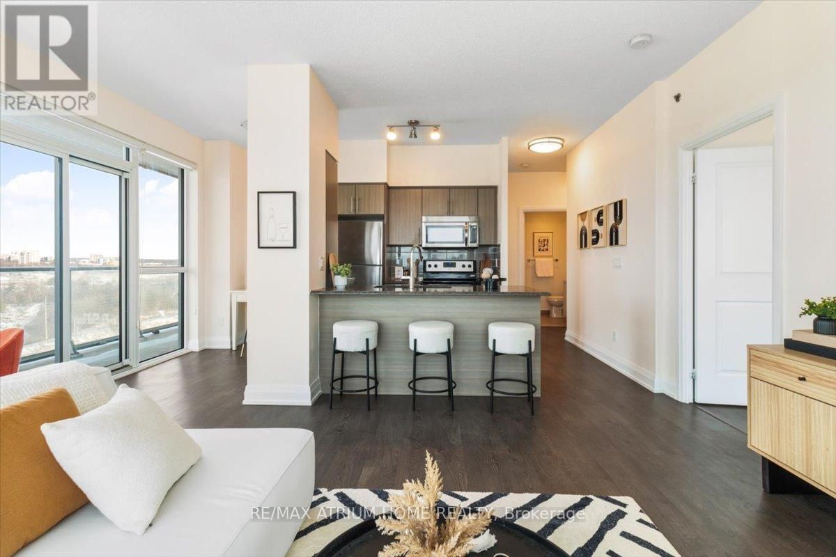 1111 - 65 SPEERS ROAD Image 13