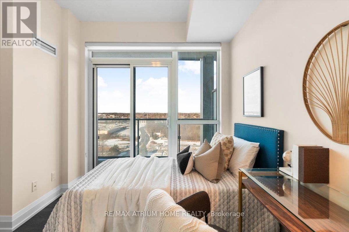 1111 - 65 SPEERS ROAD Image 27
