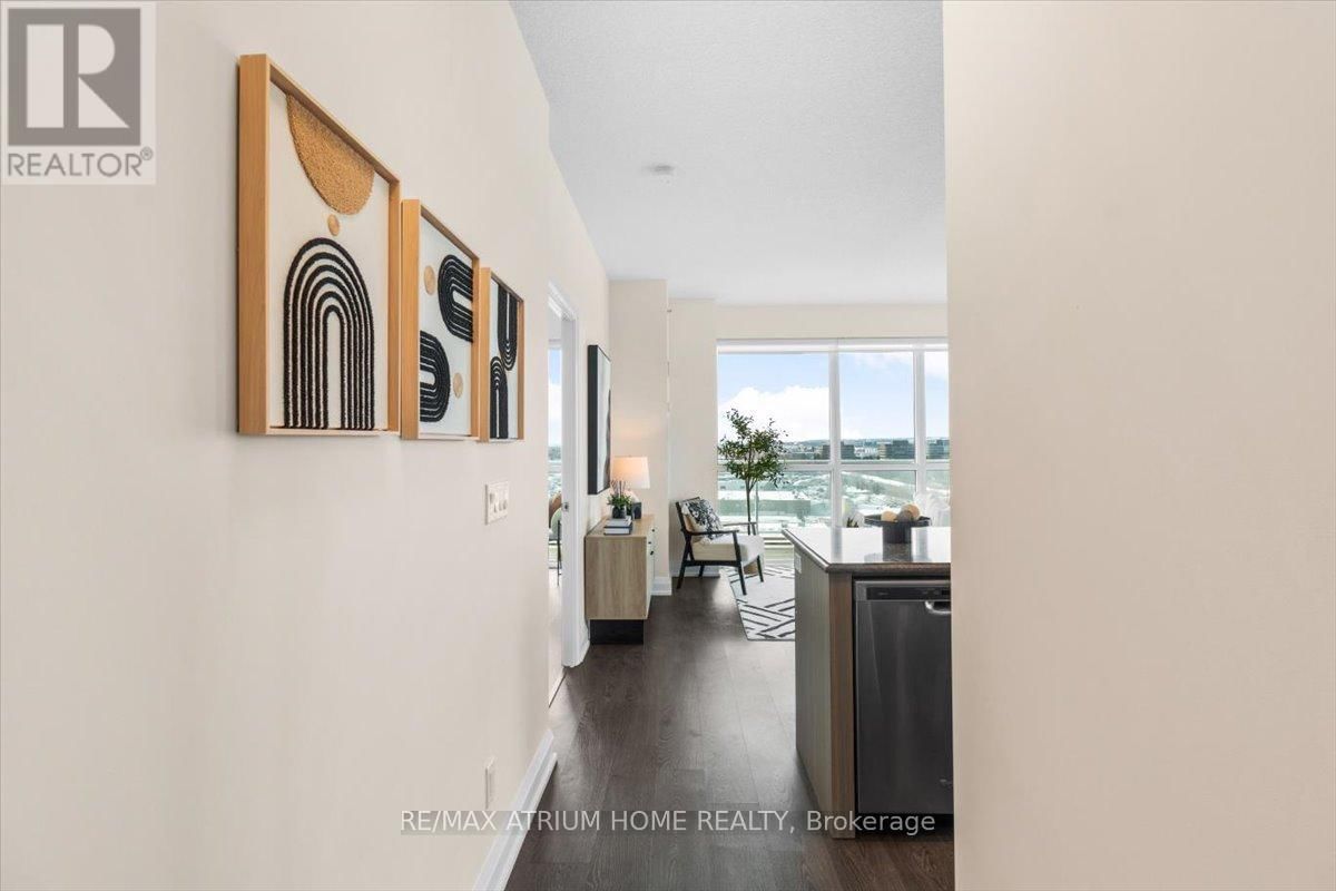1111 - 65 SPEERS ROAD Image 6