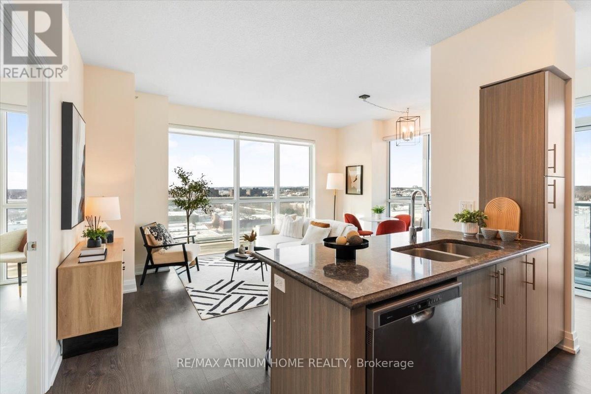 1111 - 65 SPEERS ROAD Image 7