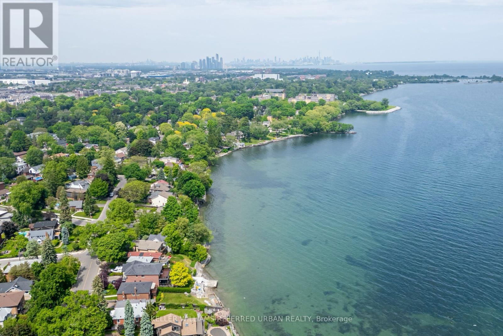 399 LAKE PROMENADE Image 48