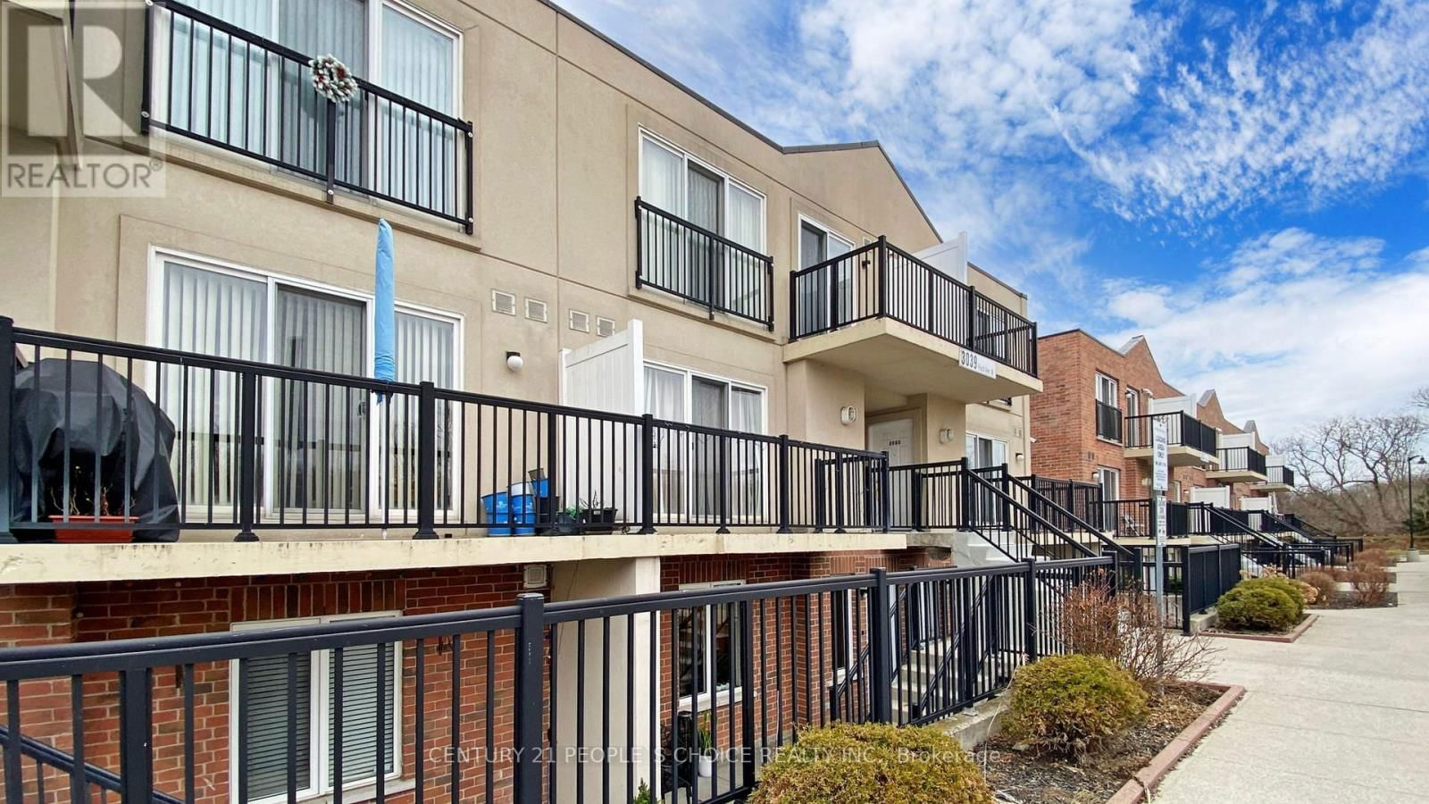 1031 - 3039 FINCH AVENUE WEST Image 2