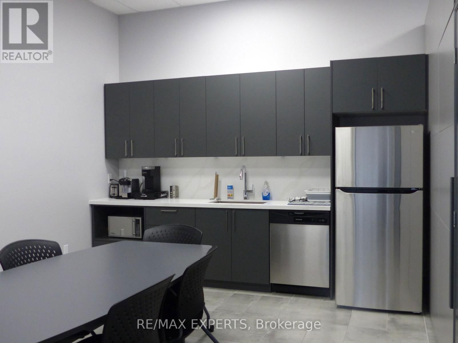 13 - 2 MARCONI COURT Image 10