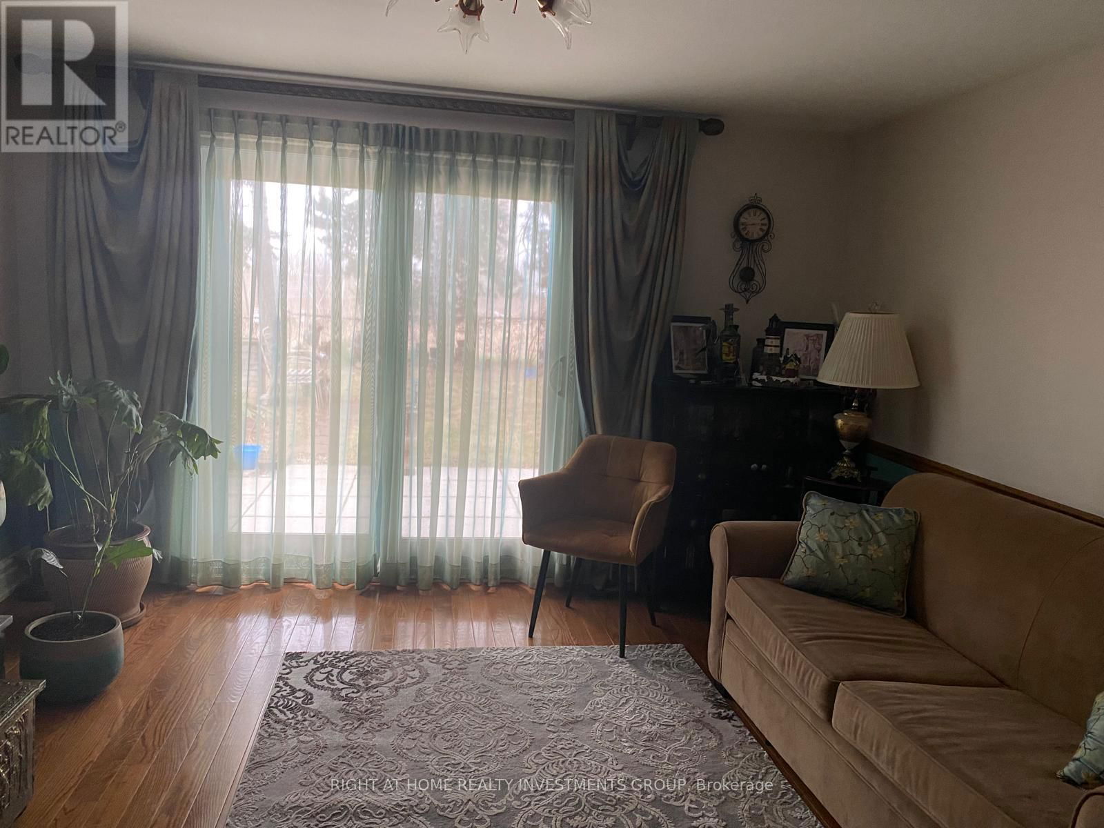 47 TOBERMORY DRIVE Image 12