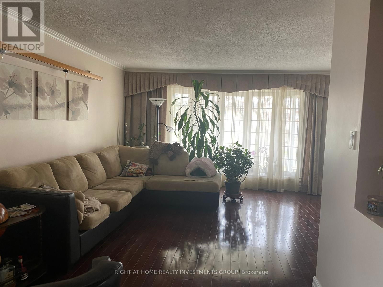 47 TOBERMORY DRIVE Image 2