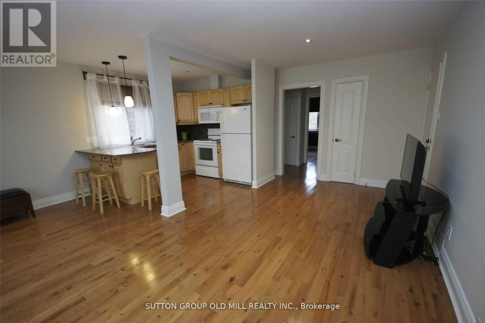 112 STEPHEN DRIVE Image 11