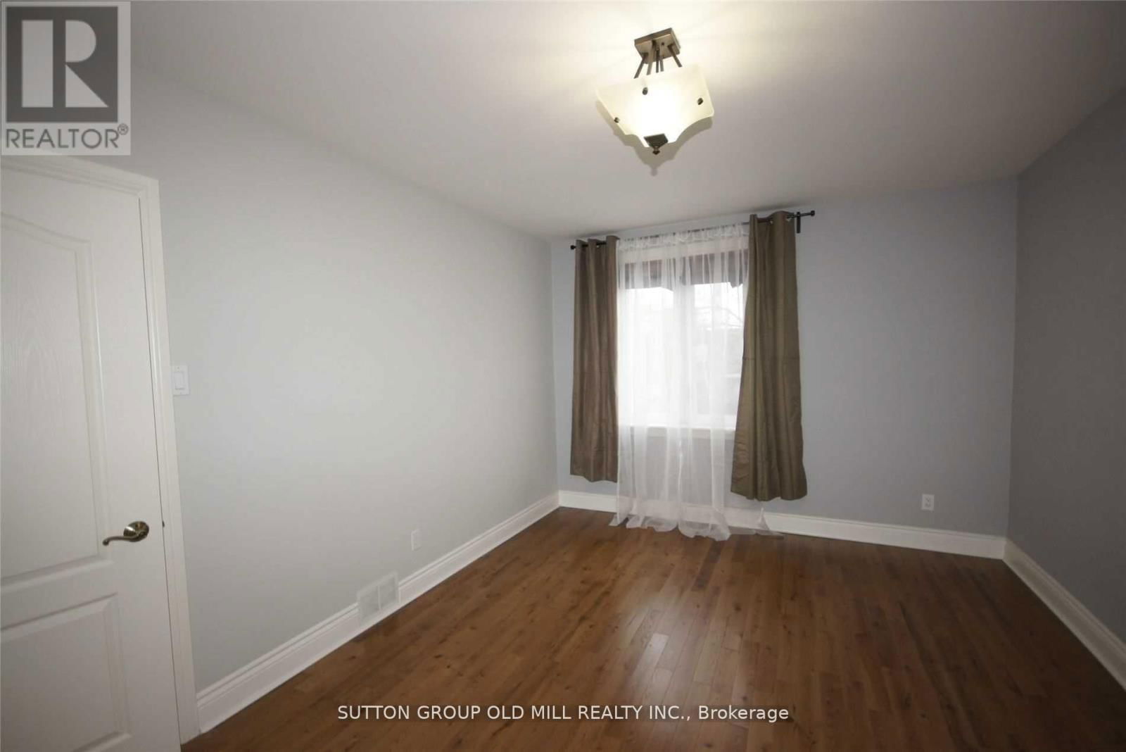112 STEPHEN DRIVE Image 19