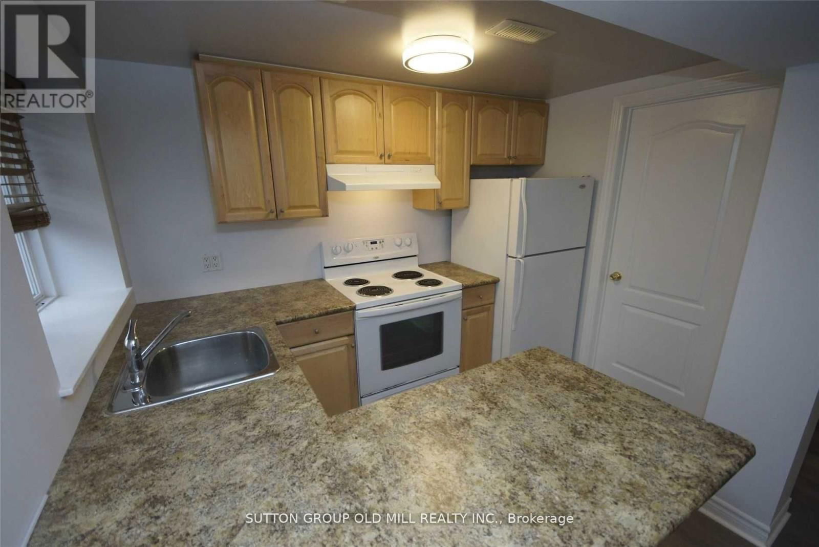 112 STEPHEN DRIVE Image 22