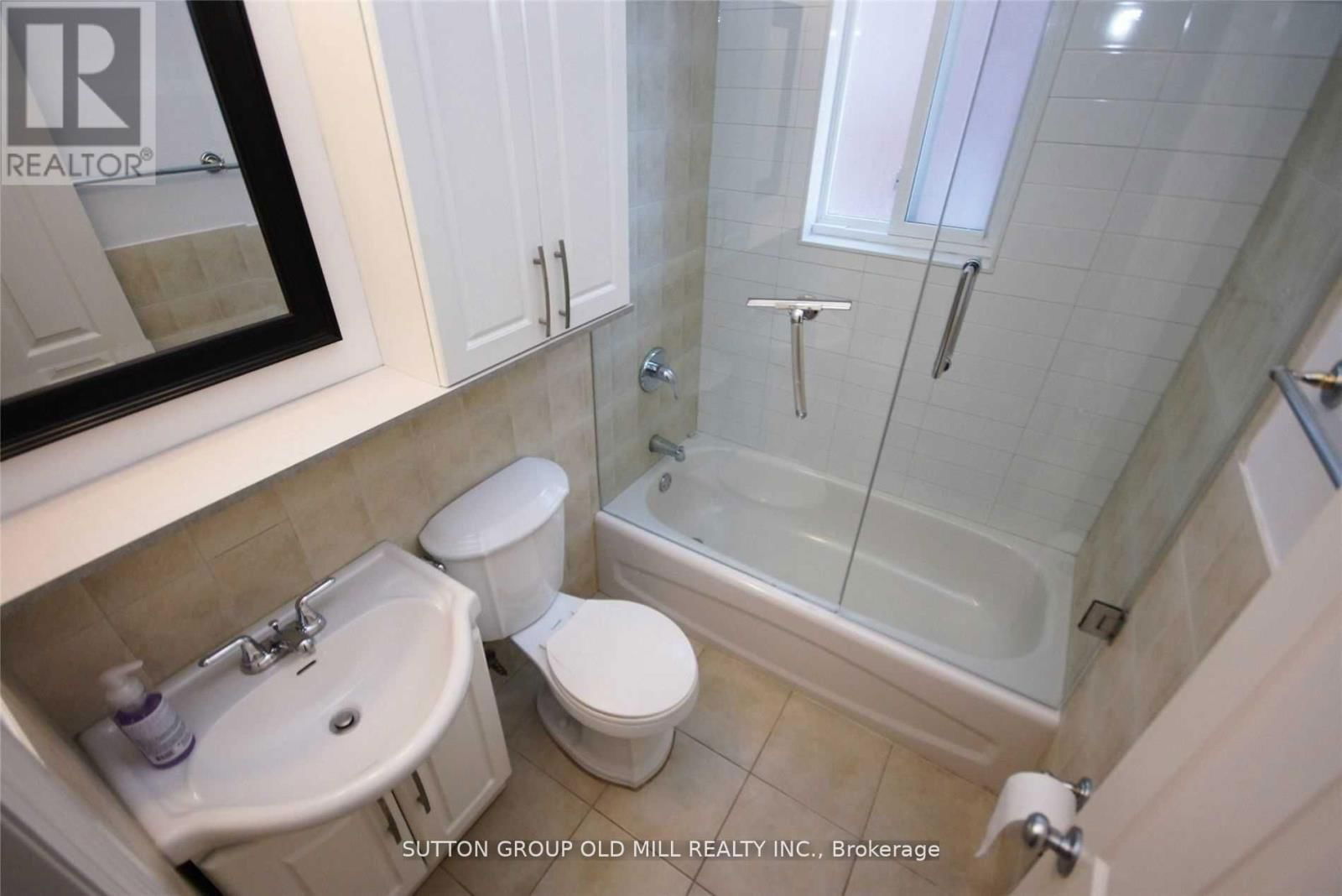 112 STEPHEN DRIVE Image 8