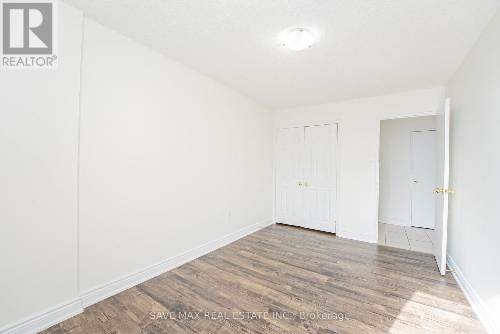 904 - 17 KNIGHTSBRIDGE ROAD Image 14