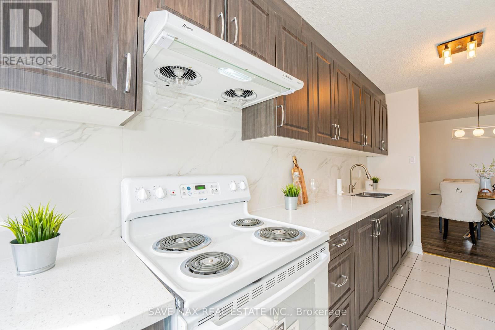904 - 17 KNIGHTSBRIDGE ROAD Image 19