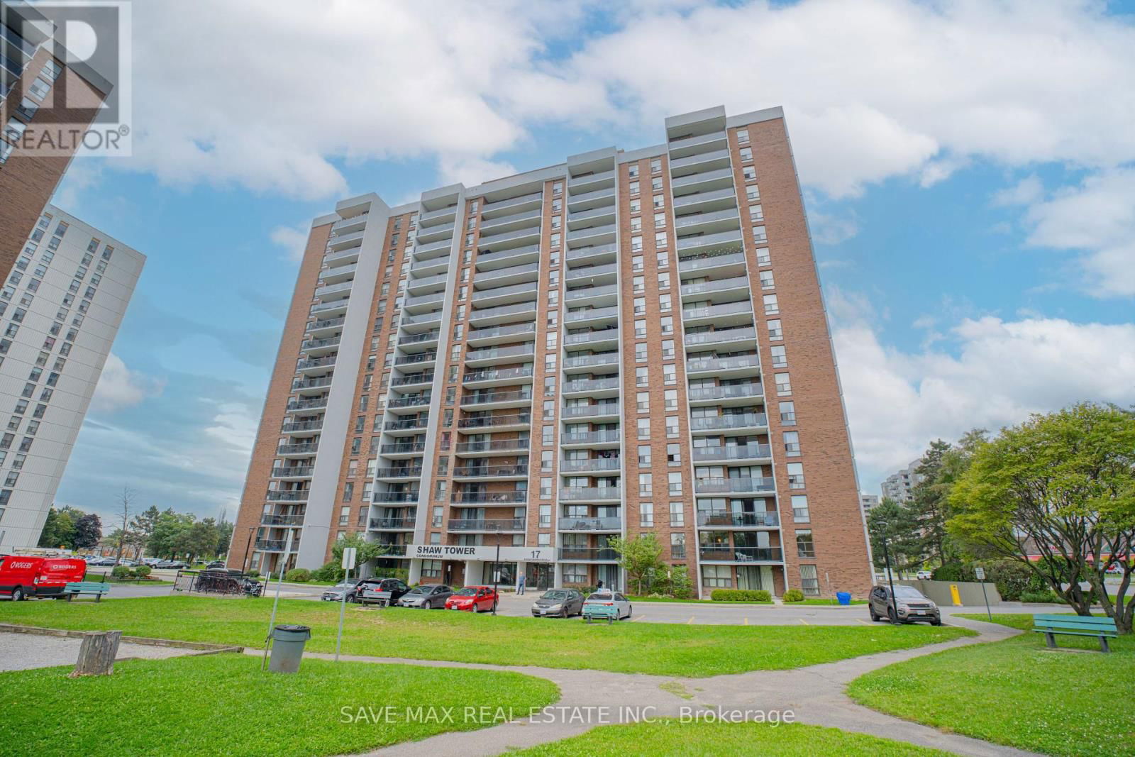904 - 17 KNIGHTSBRIDGE ROAD Image 25