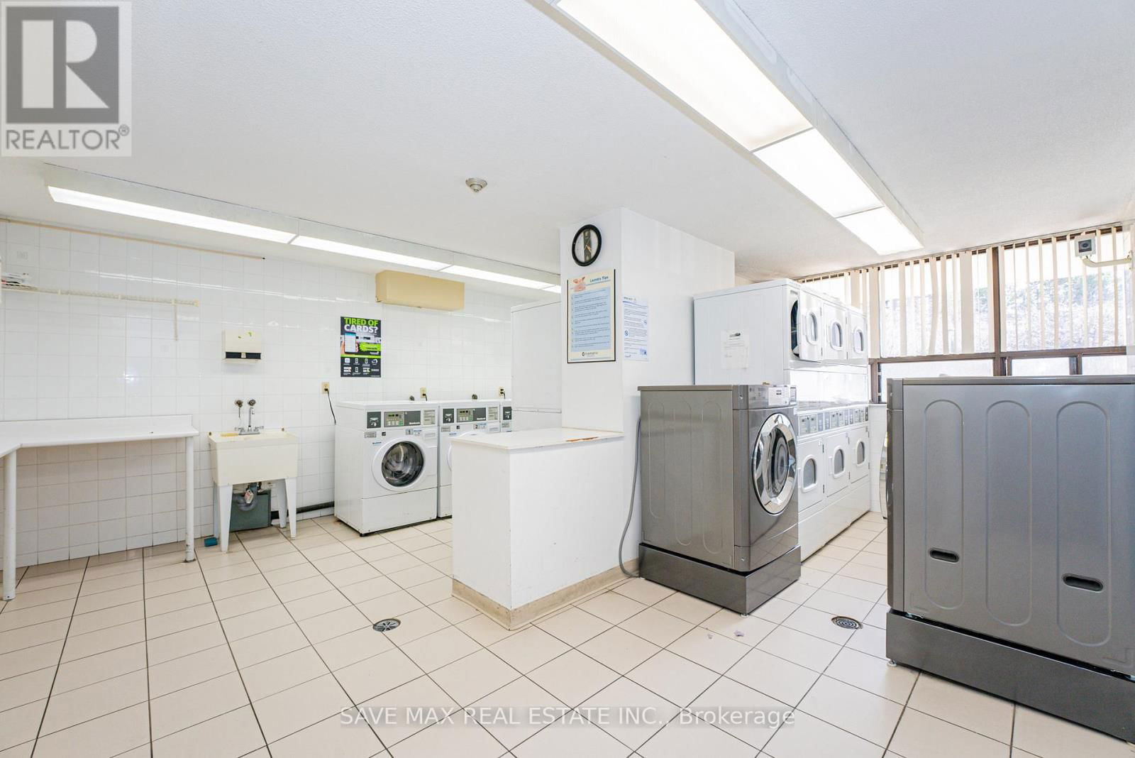 904 - 17 KNIGHTSBRIDGE ROAD Image 29