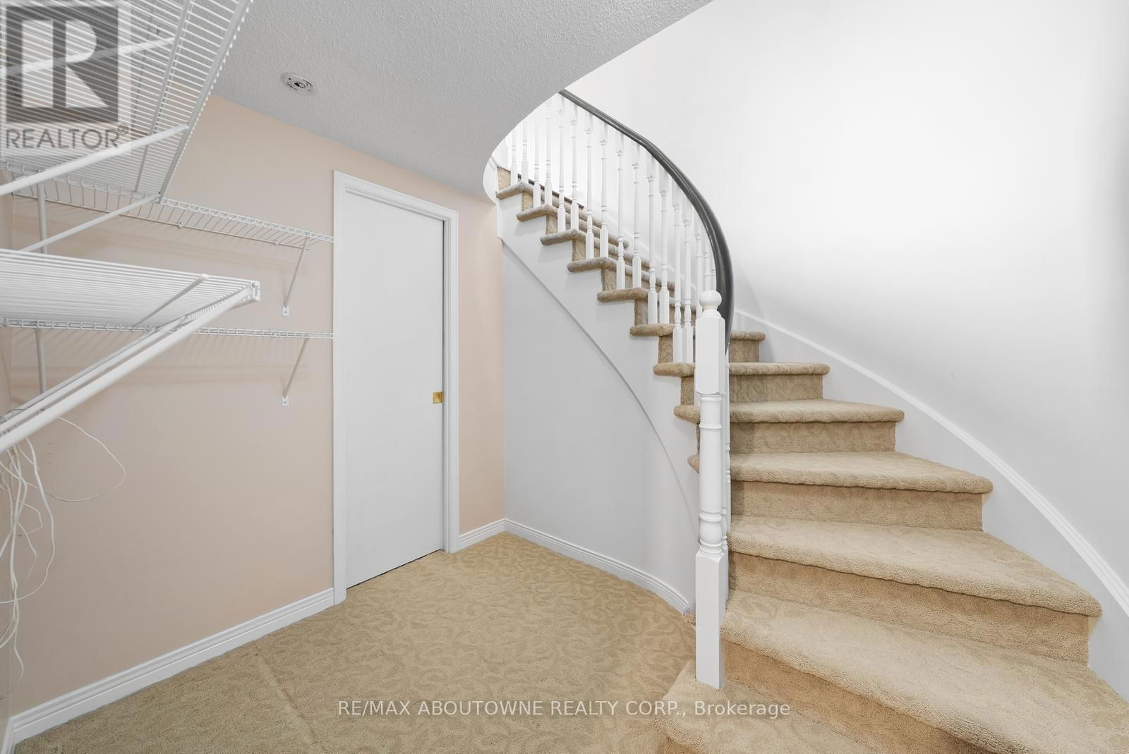 12 - 2165 COUNTRY CLUB DRIVE Image 40