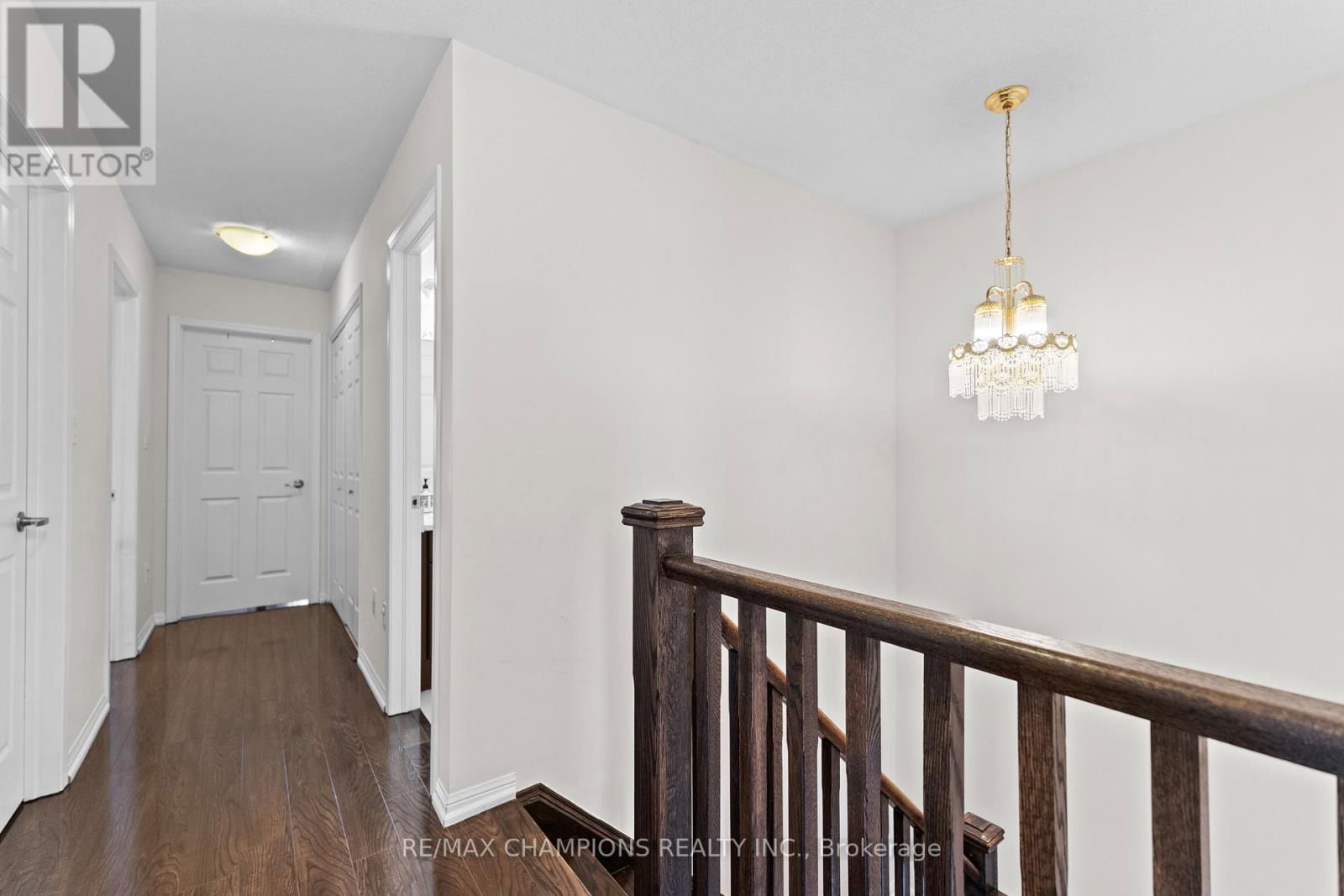 237 DRINKWATER ROAD Image 19