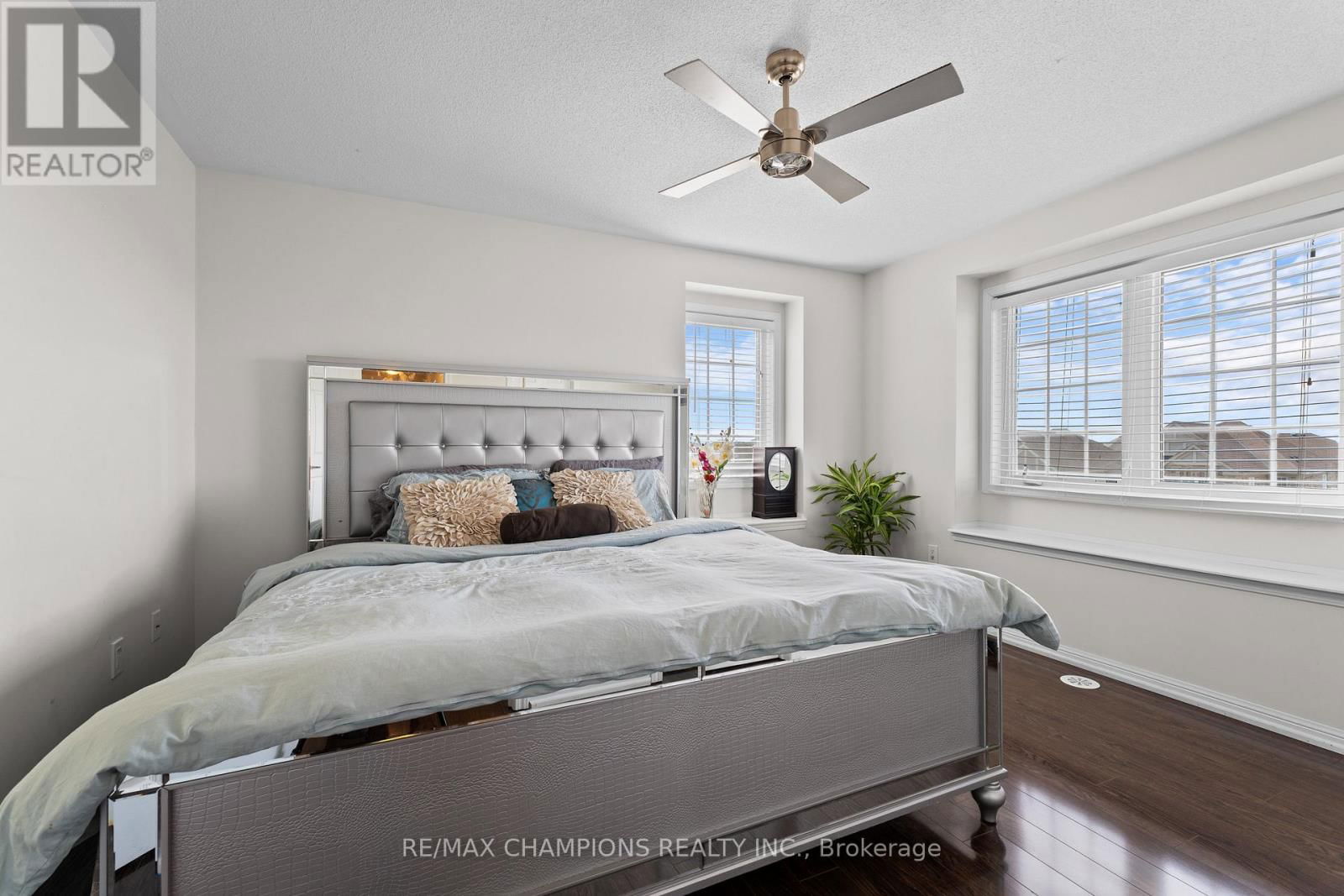 237 DRINKWATER ROAD Image 21