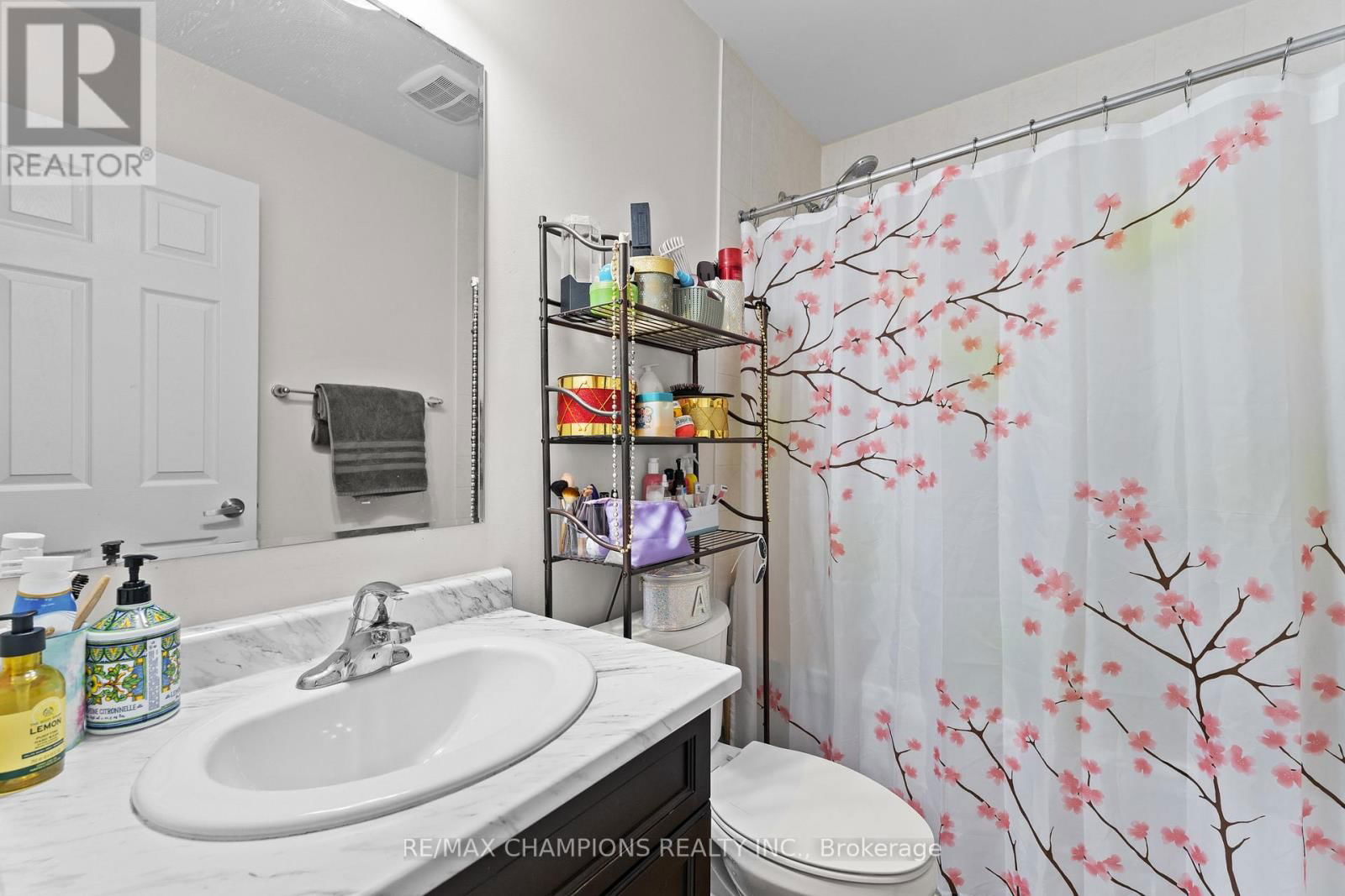 237 DRINKWATER ROAD Image 25