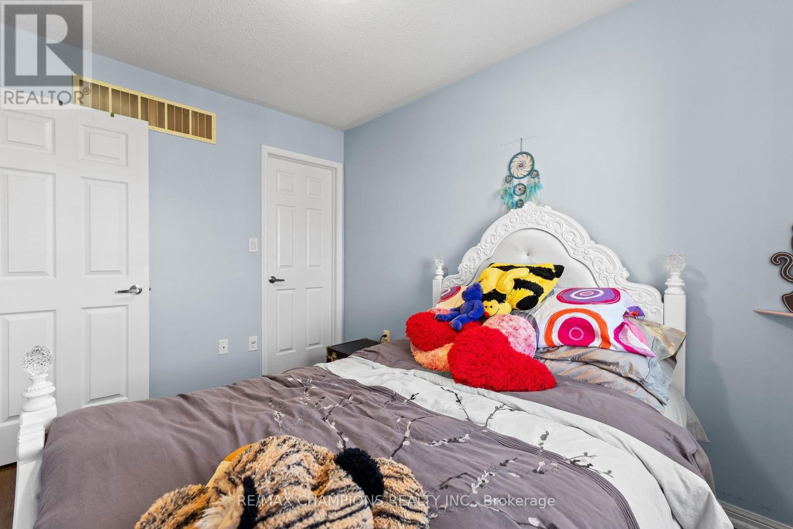 237 DRINKWATER ROAD Image 27
