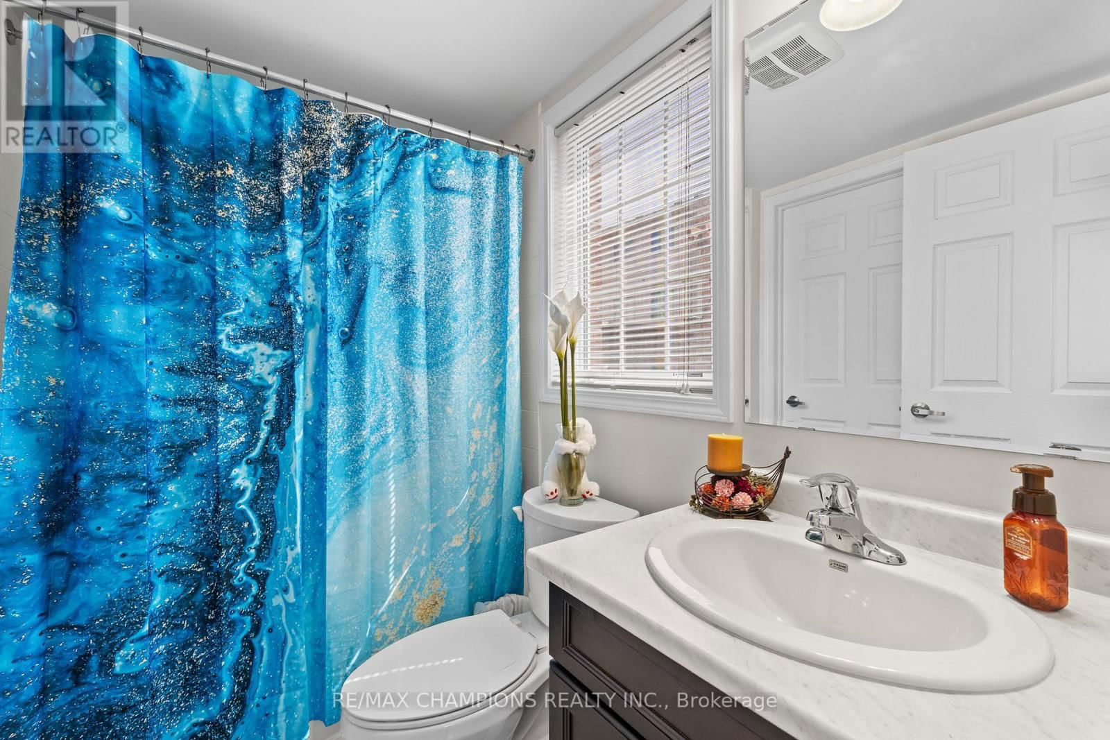 237 DRINKWATER ROAD Image 32