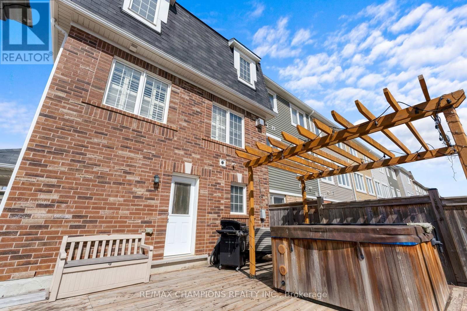 237 DRINKWATER ROAD Image 36