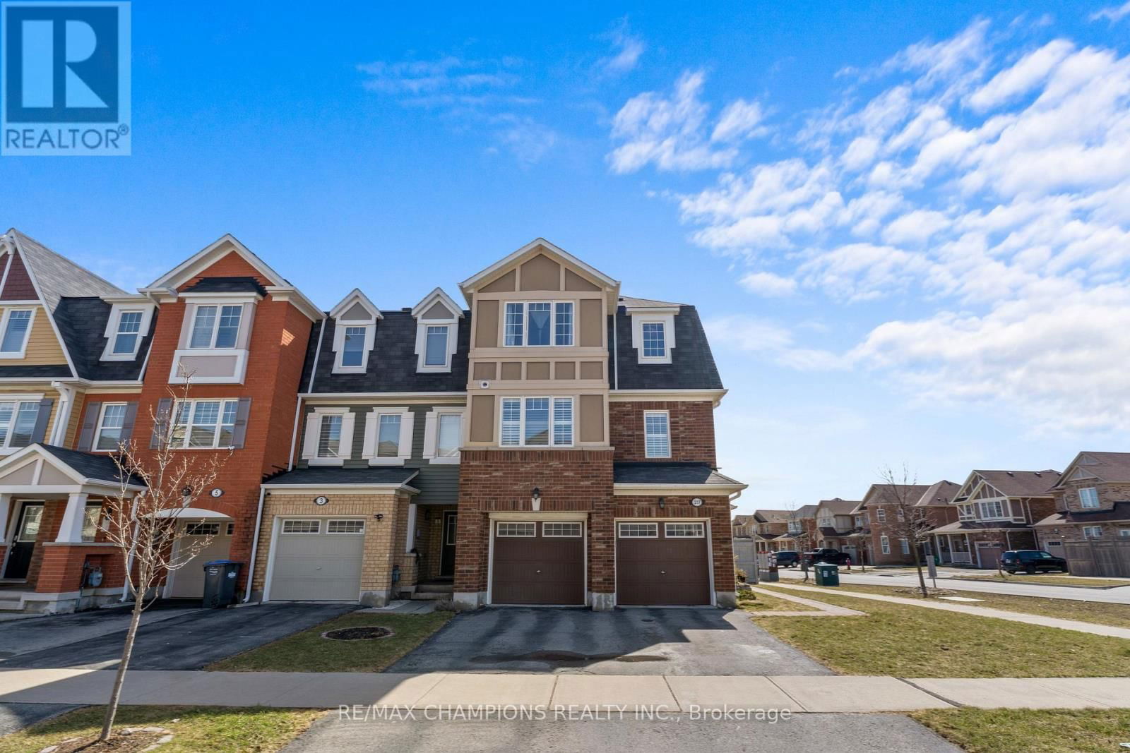 237 DRINKWATER ROAD Image 4