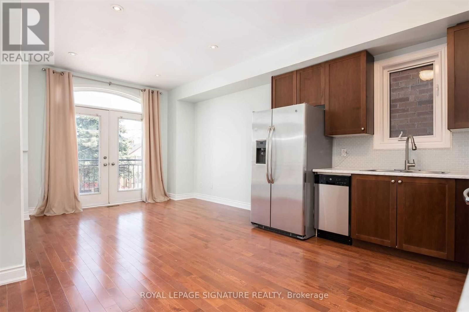 Main - 428A GILBERT AVENUE Image 11