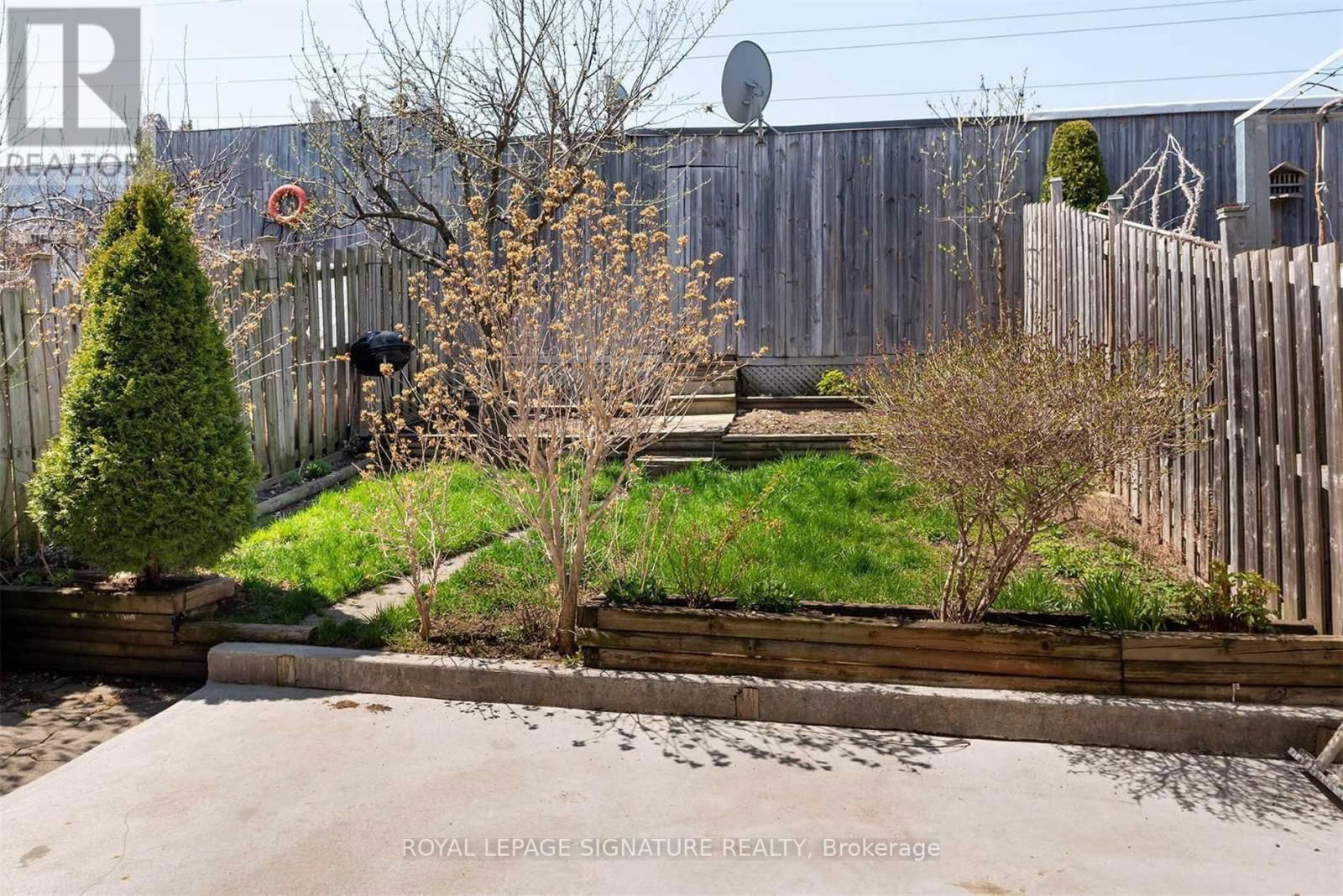 Main - 428A GILBERT AVENUE Image 8