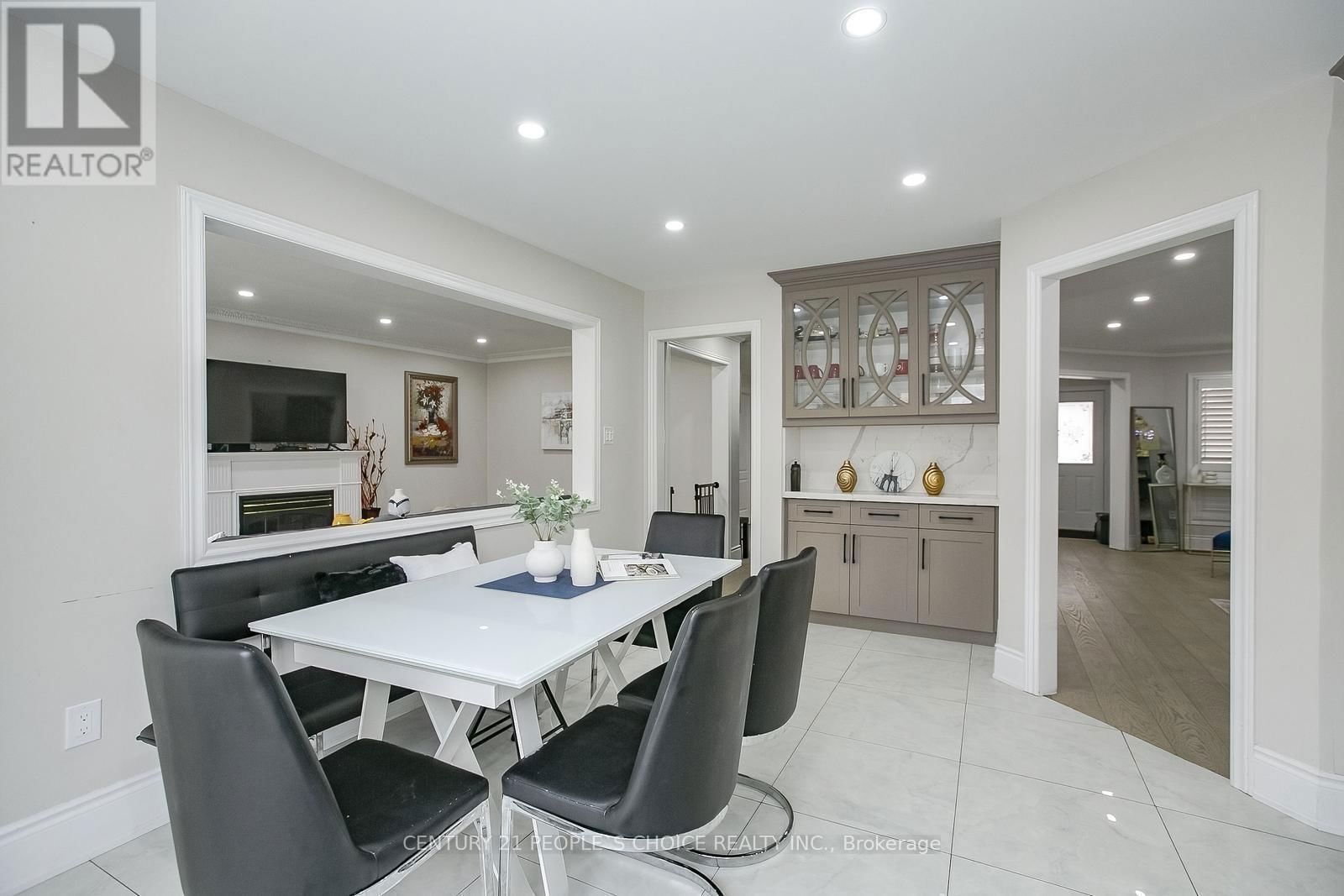37 DEERGLEN DRIVE Image 16