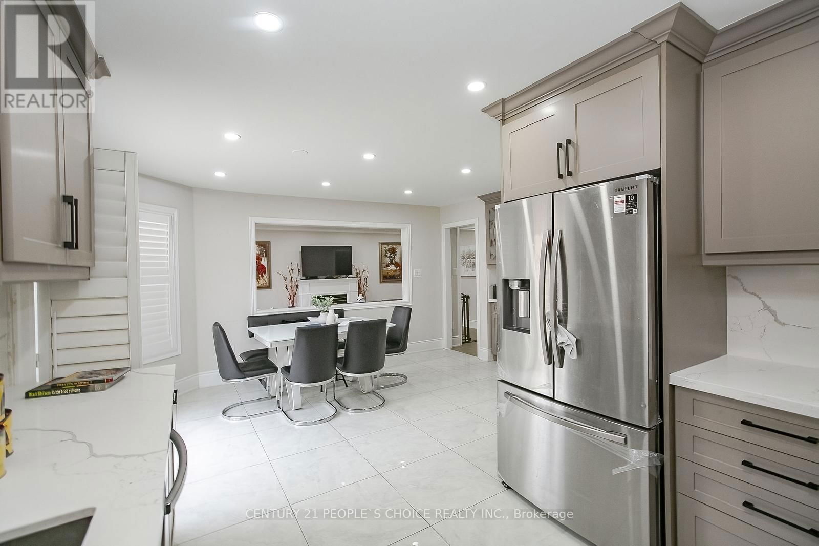 37 DEERGLEN DRIVE Image 18