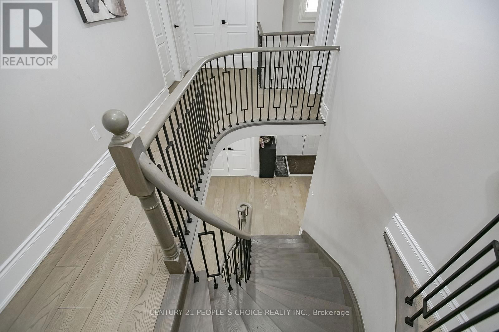 37 DEERGLEN DRIVE Image 21