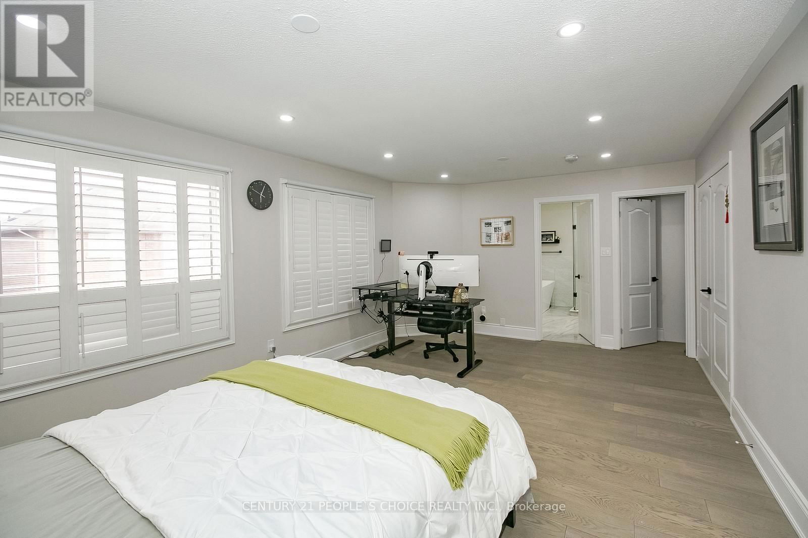 37 DEERGLEN DRIVE Image 34