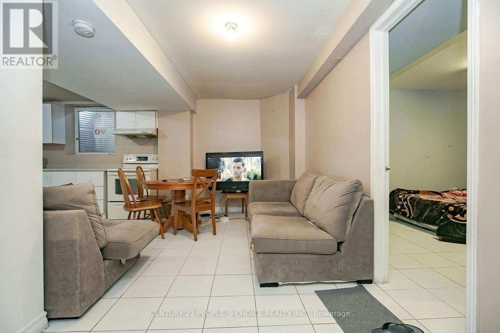 37 DEERGLEN DRIVE Image 42