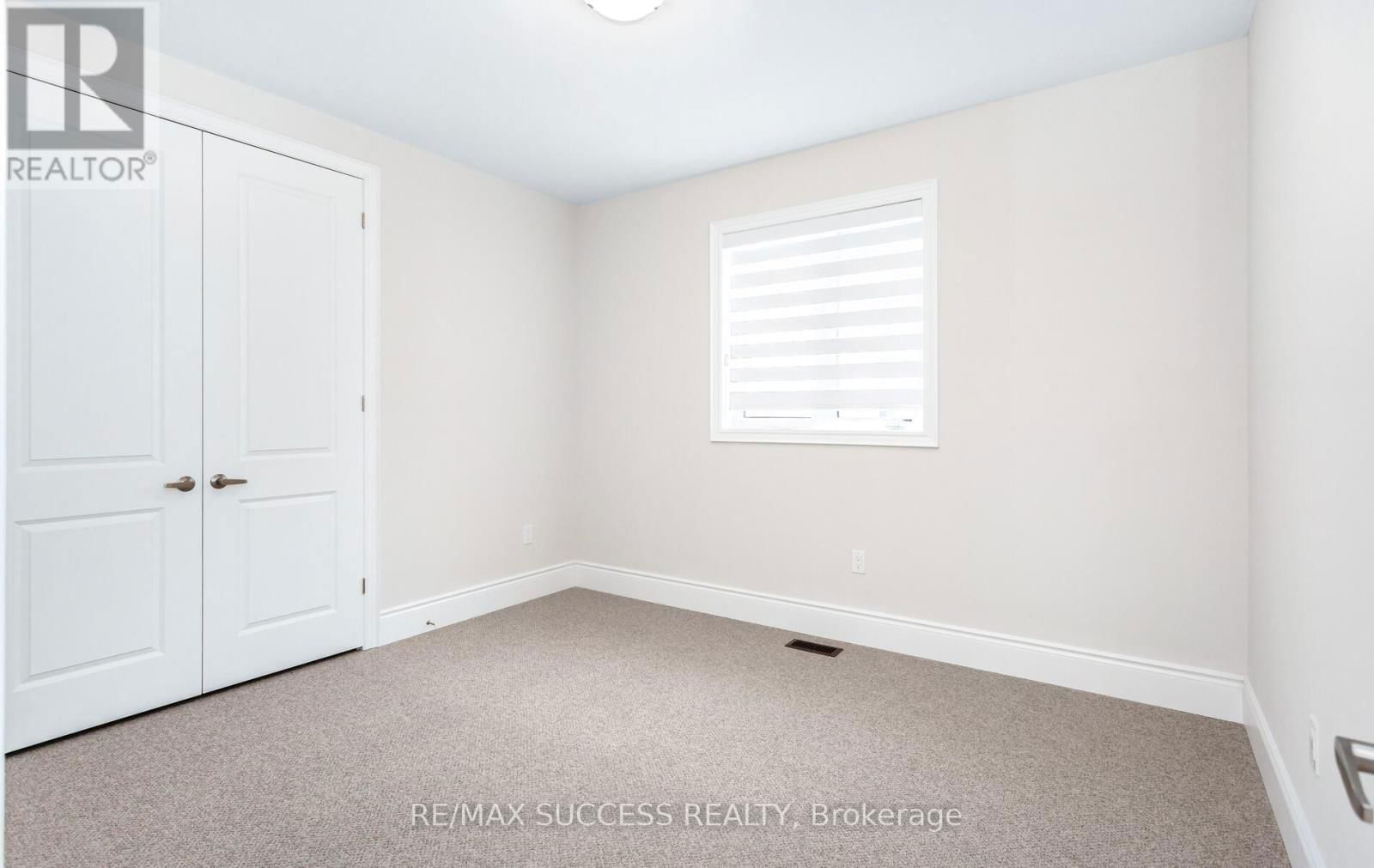 1323 PELICAN PASS PLACE NORTH Image 33