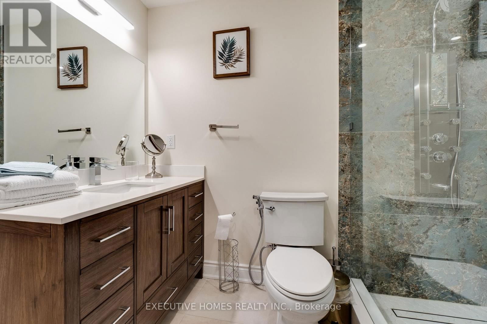 208 GLEN OAK DRIVE Image 22