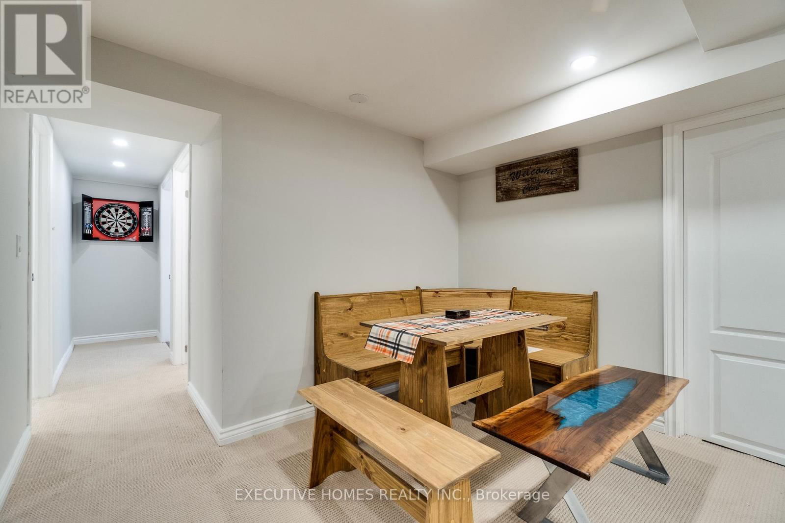 208 GLEN OAK DRIVE Image 34