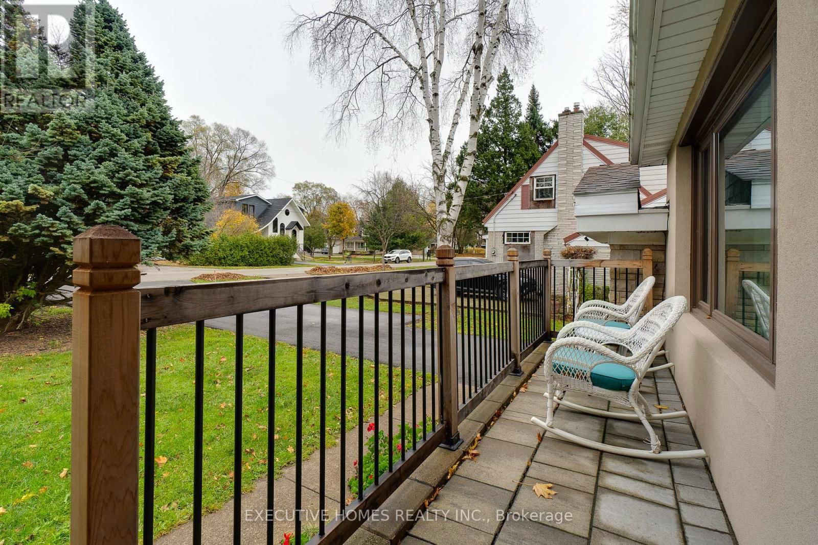 208 GLEN OAK DRIVE Image 7