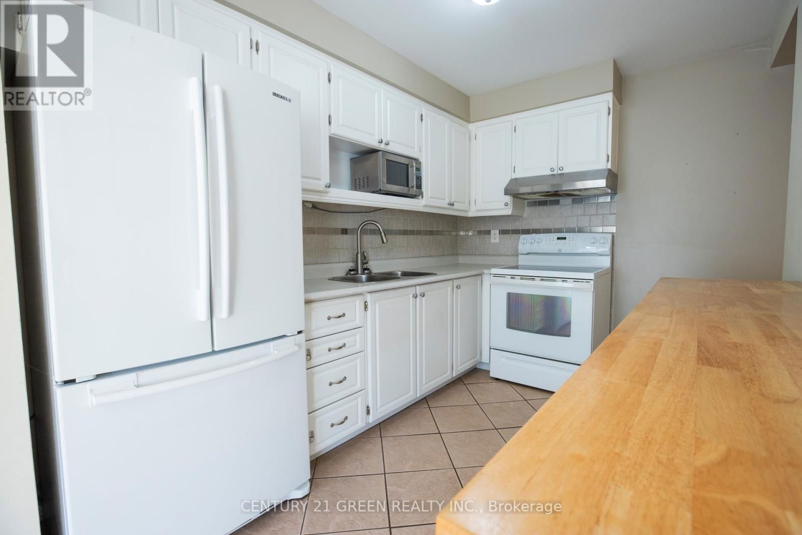 26 - 26 CARISBROOKE COURT Image 14