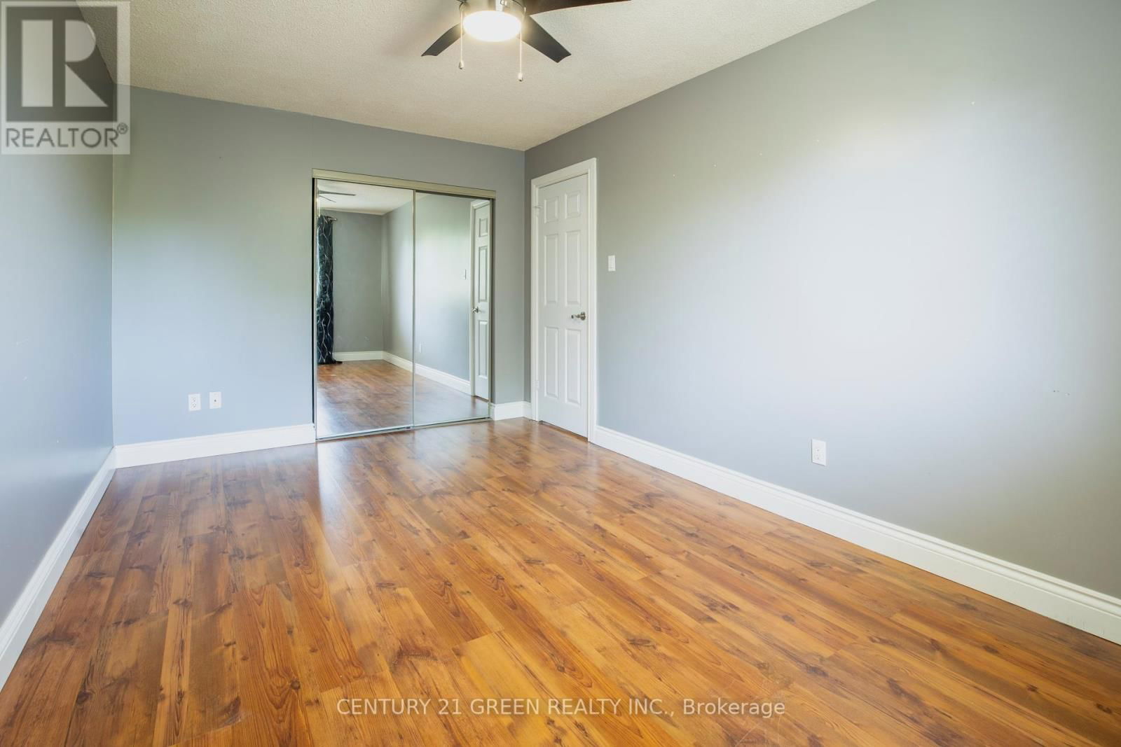 26 - 26 CARISBROOKE COURT Image 18