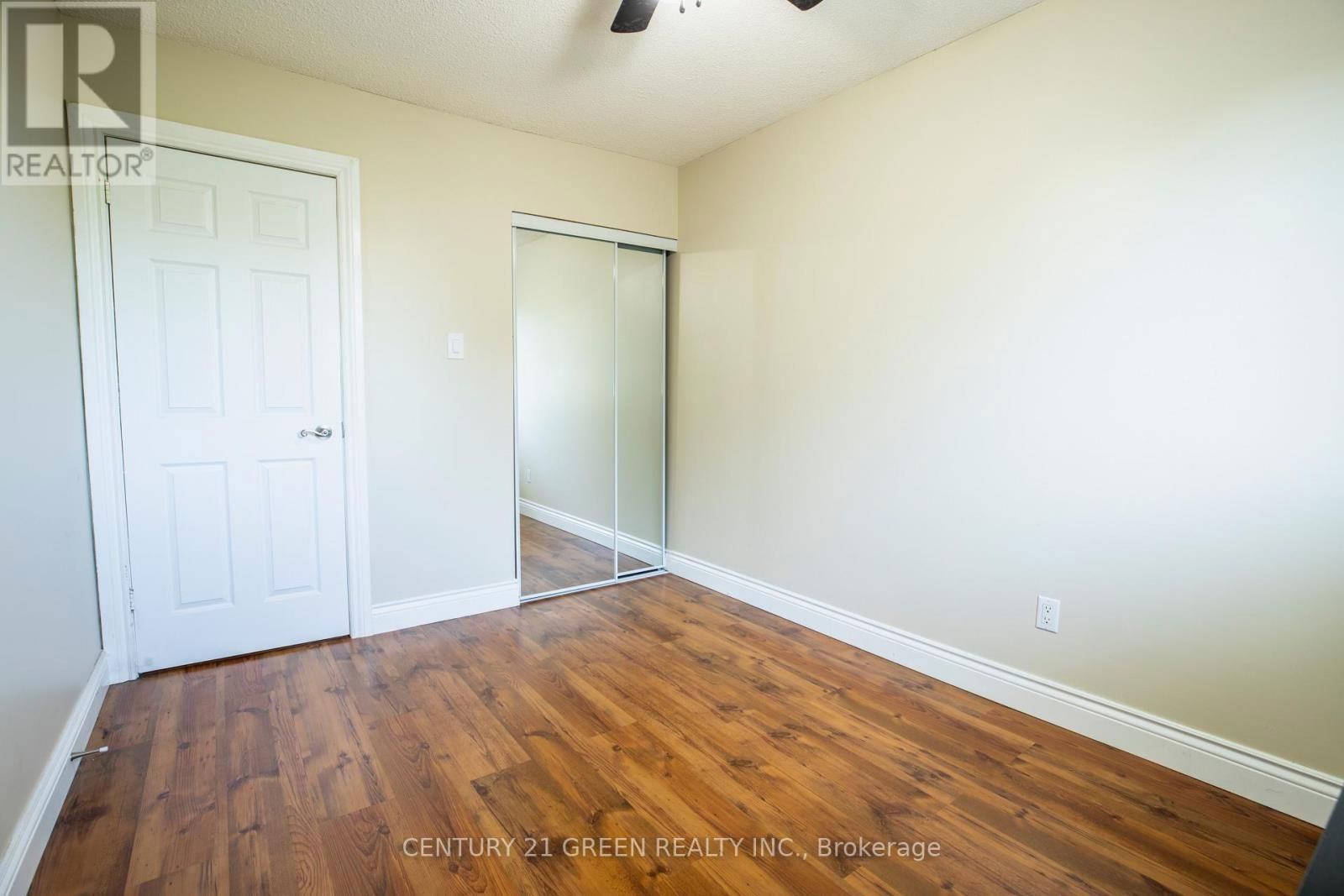 26 - 26 CARISBROOKE COURT Image 19
