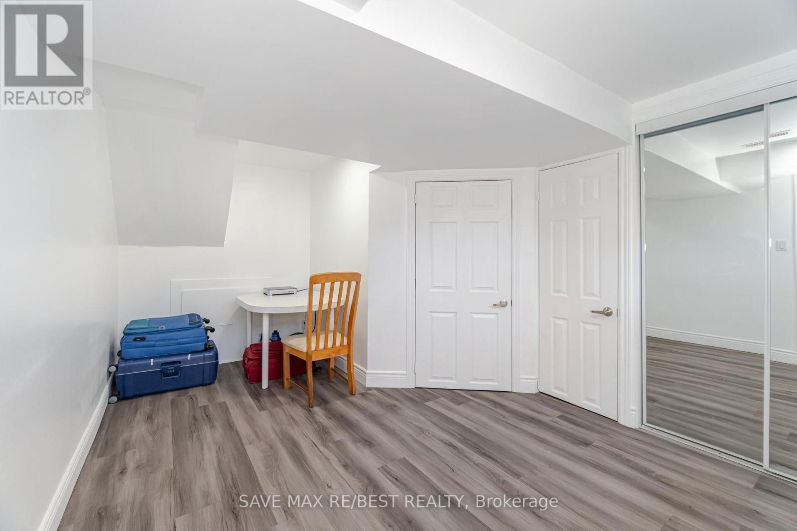 29 BROOKMERE ROAD Image 31