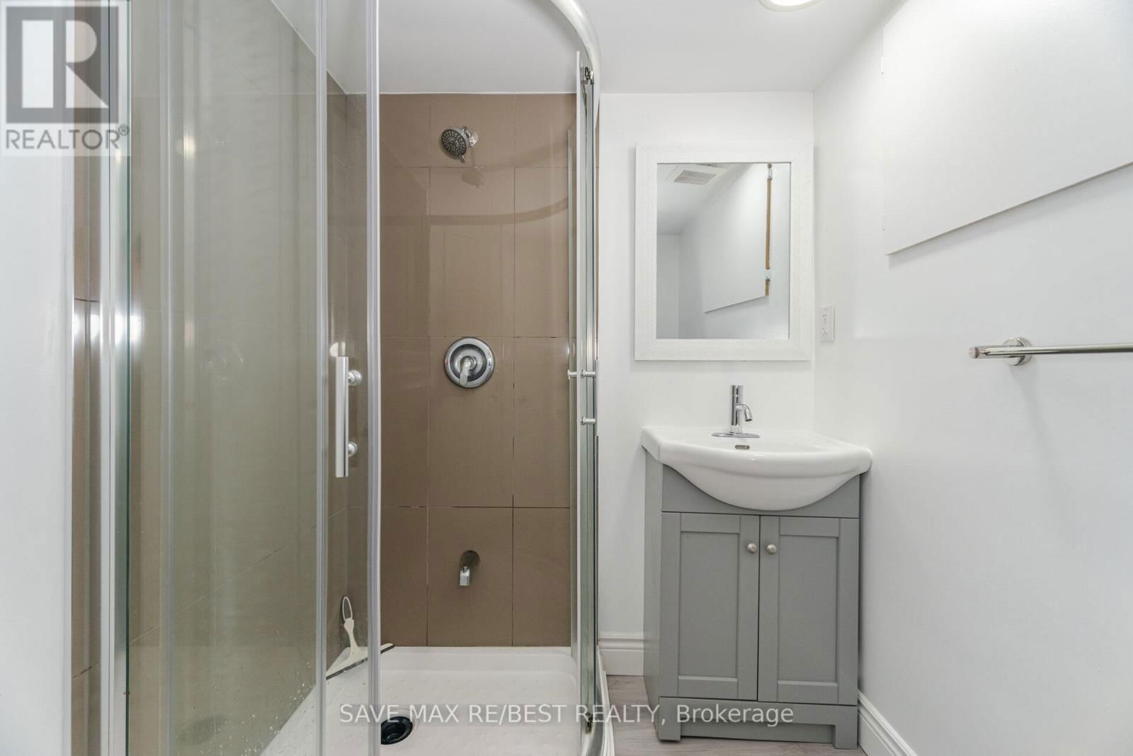 29 BROOKMERE ROAD Image 35