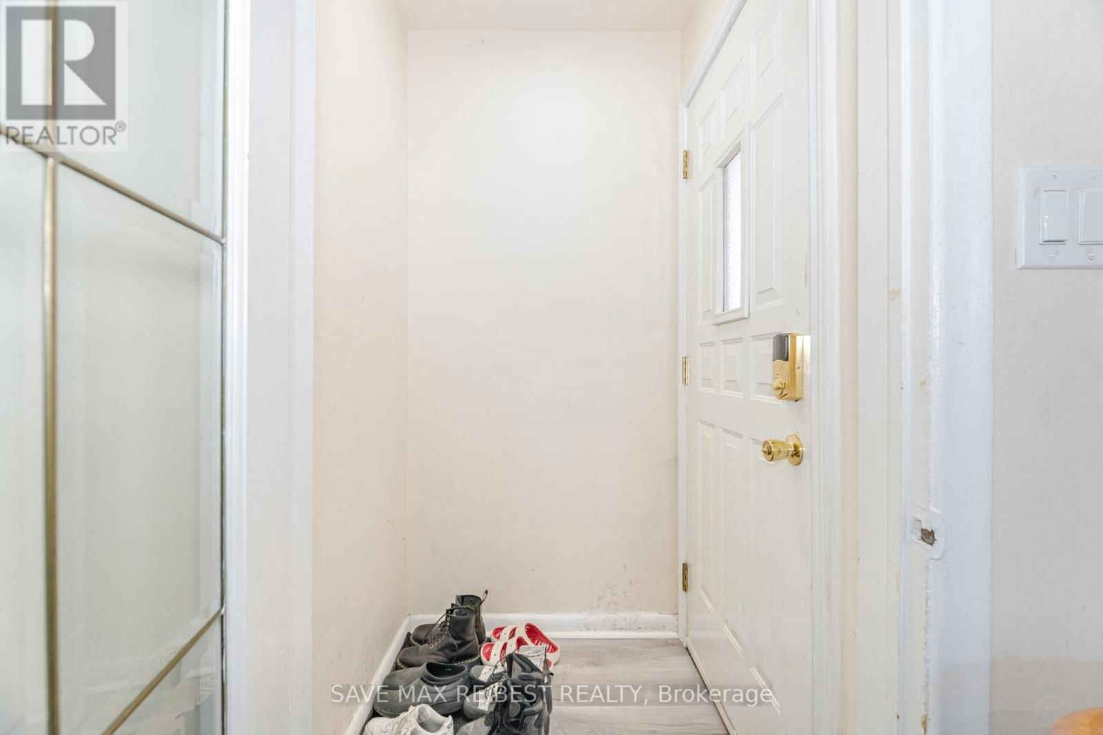 29 BROOKMERE ROAD Image 6