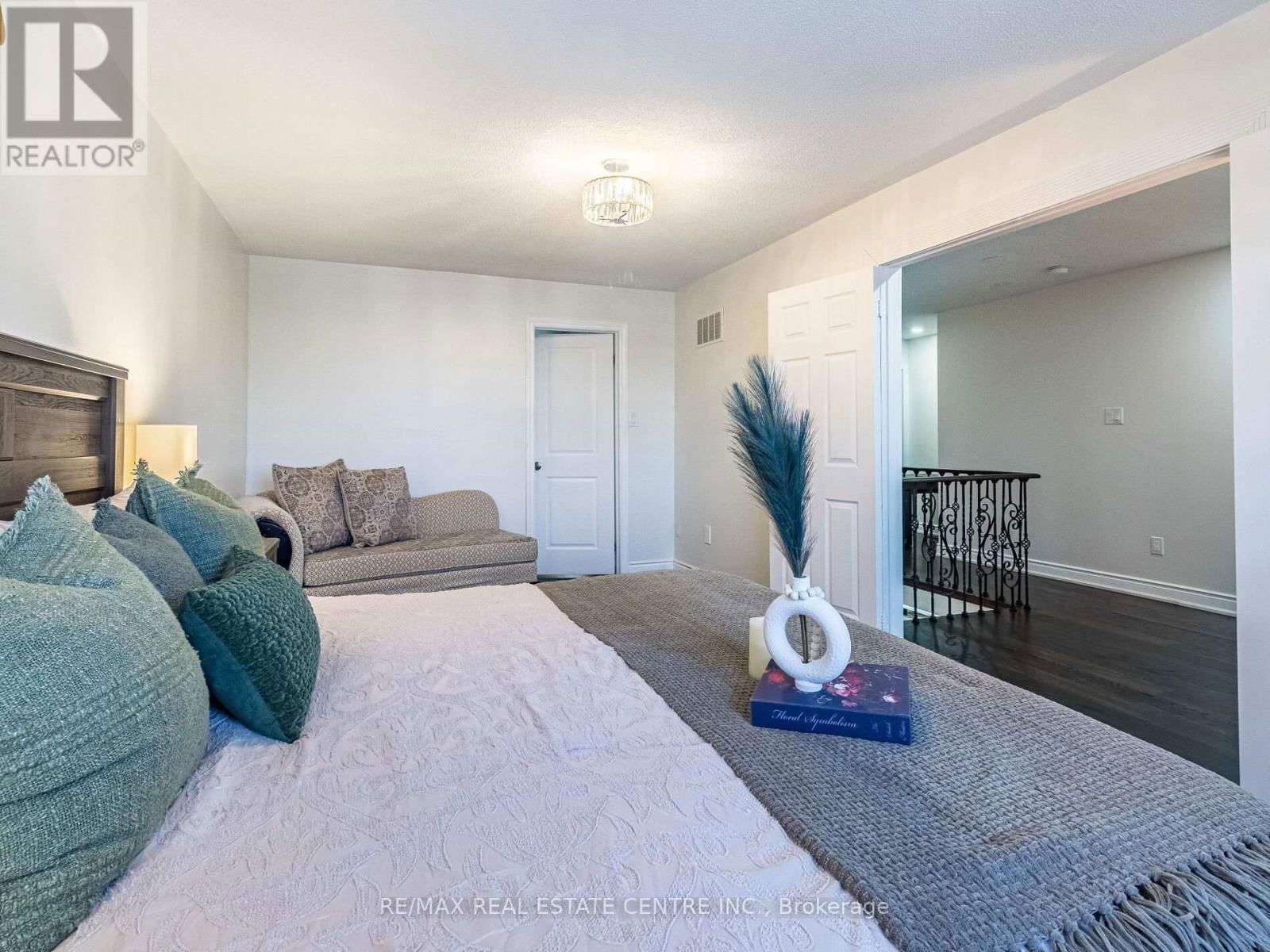 55 CASTLEHILL ROAD Image 24