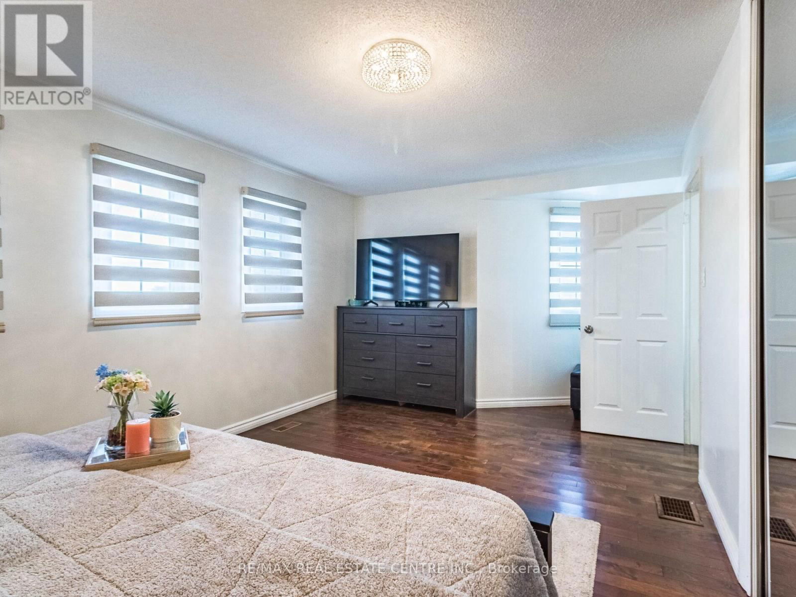 55 CASTLEHILL ROAD Image 32