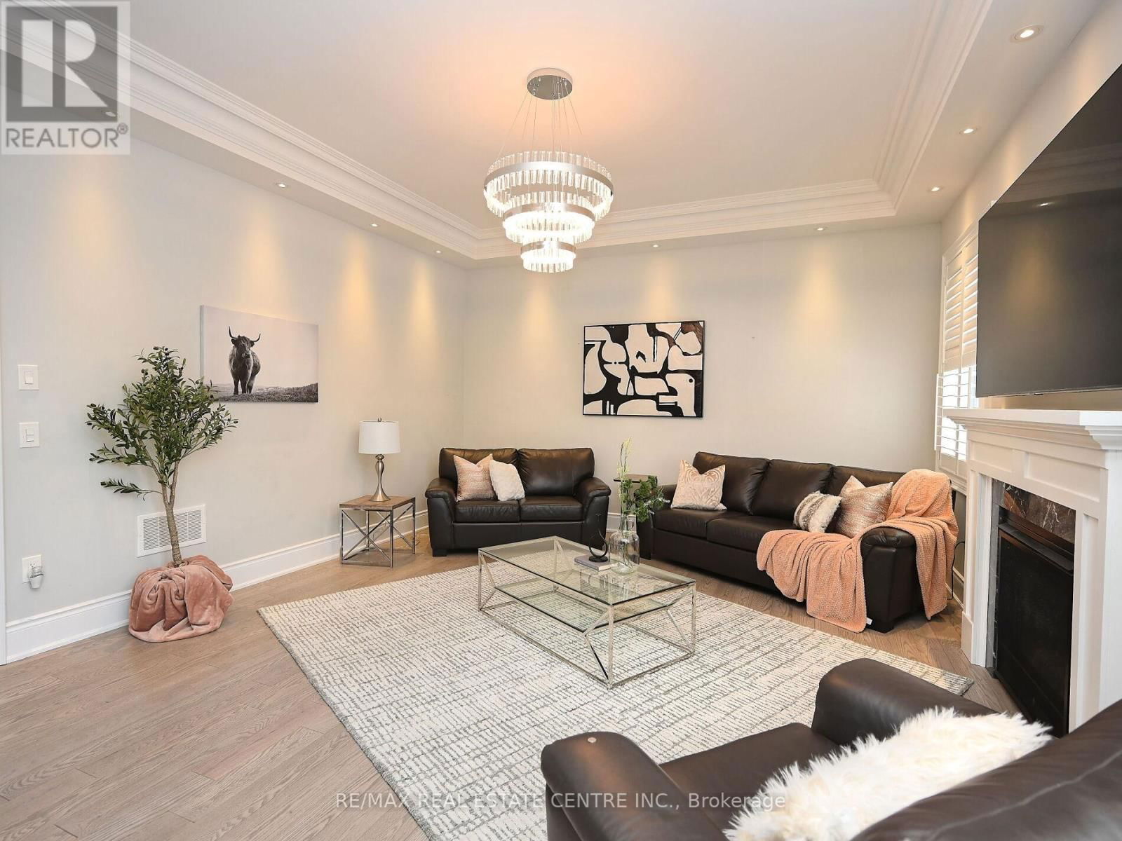 171 BELMORE COURT Image 19