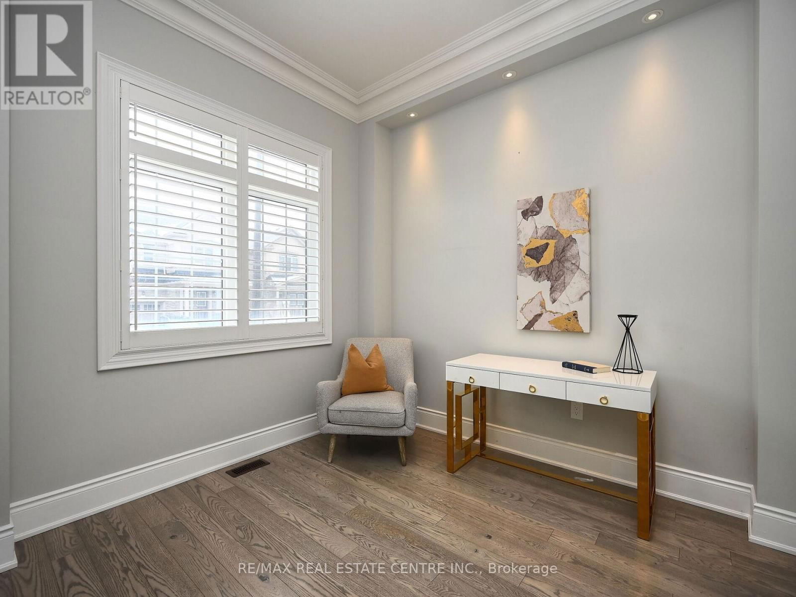 171 BELMORE COURT Image 20