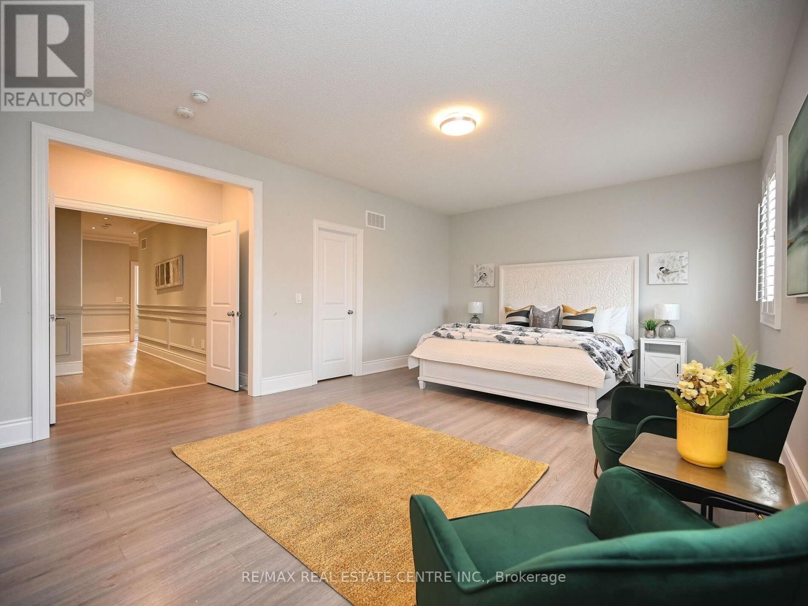 171 BELMORE COURT Image 22
